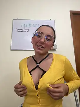 Snapshot of Kay_LustyWife chatting on 6, 3, 2025 Kay LustyWife online show from 6, 3, 2025