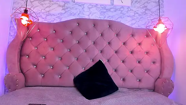 Emily morgan04 online show from 11, 1, 2025