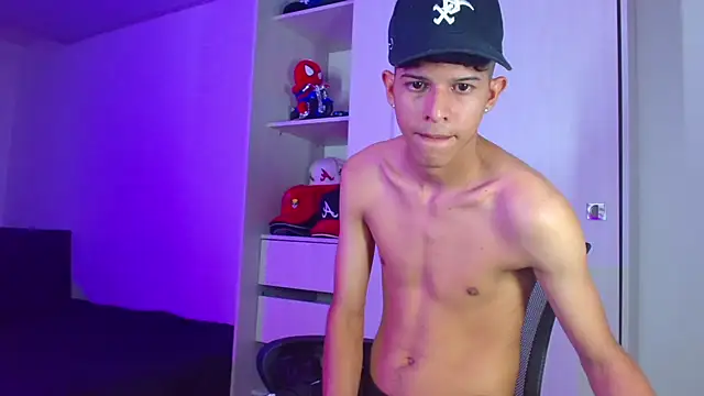 Snapshot of LiamGadiell chatting on 20, 2, 2025 LiamGadiell online show from 20, 2, 2025