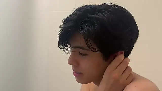 Snapshot of Lio_kun chatting on 6, 10, 2025 Lio kun online show from 6, 10, 2025