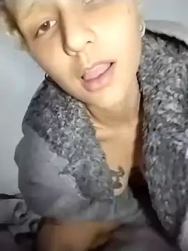 Luci foxx online show from 14, 5, 2026
