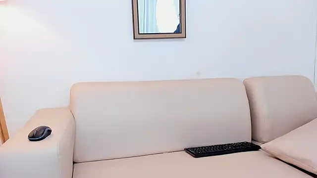 Snapshot of naomiii__ chatting on 27, 12, 2024 naomiii   online show from 27, 12, 2024