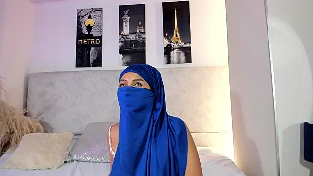 naomiii   online show from 29, 4, 2026