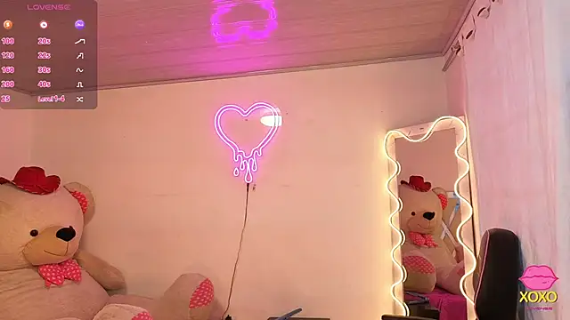 Jazmin tay online show from 6, 10, 2025