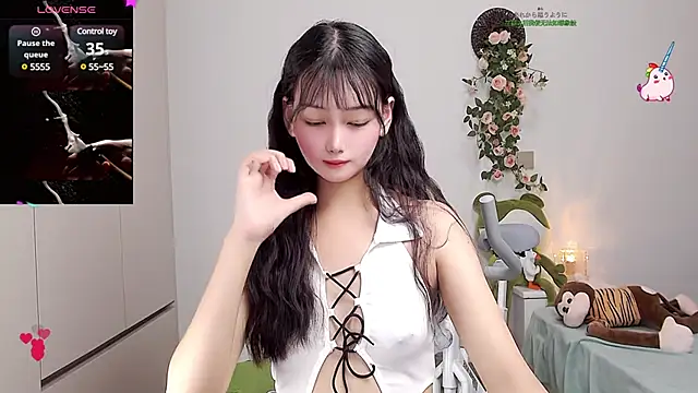 Xiaomi-Angela online show from 4, 3, 2025