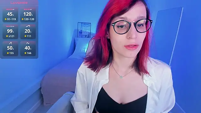 Snapshot of Dora_Marcelli chatting on 17, 6, 2026 Dora Marcelli online show from 17, 6, 2026