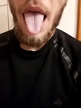 hoot denis28 online show from 10, 1, 2025