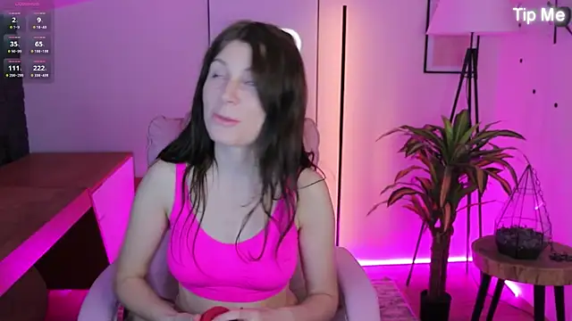 Hailey Green online show from 10, 11, 2025