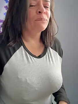 Snapshot of NATHALIA-28_ chatting on 2, 11, 2025 NATHALIA-28 online show from 2, 11, 2025