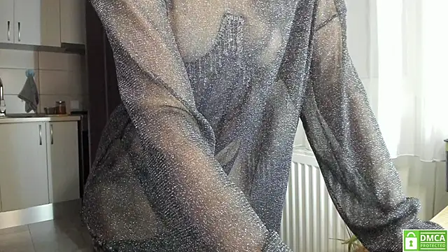 Snapshot of Anahi1993 chatting on 23, 12, 2025 Anahi1993 online show from 23, 12, 2025