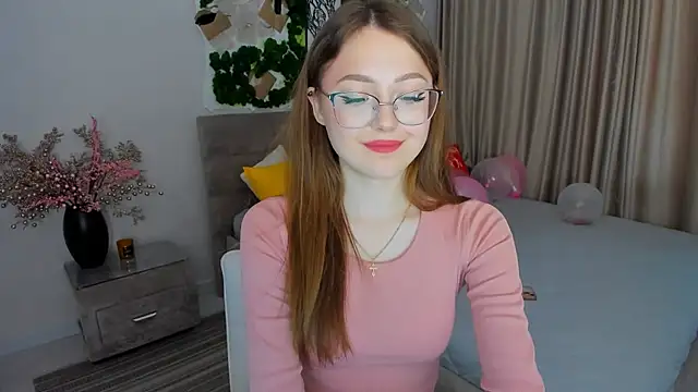 Snapshot of SereneFlame chatting on 16, 2, 2025 SereneFlame online show from 16, 2, 2025