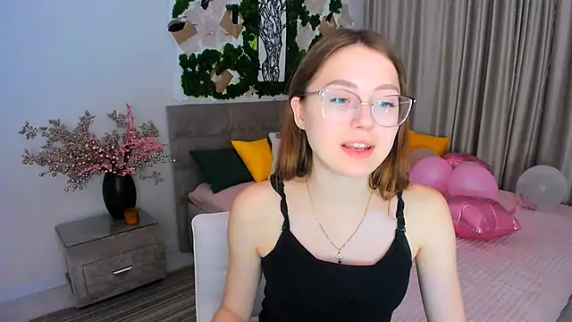 Snapshot of SereneFlame chatting on 1, 3, 2025 SereneFlame online show from 1, 3, 2025