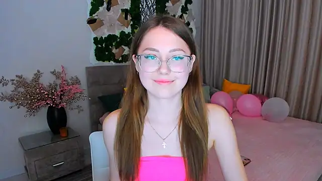 Snapshot of SereneFlame chatting on 2, 3, 2025 SereneFlame online show from 2, 3, 2025