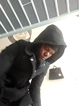 PauMascarado online show from 3, 1, 2025