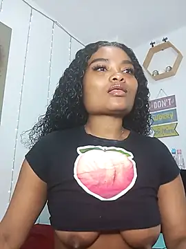 Snapshot of gianna_smith chatting on 15, 3, 2026 gianna smith online show from 15, 3, 2026