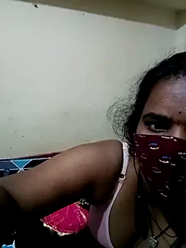 Snapshot of anitha906 chatting on 29, 12, 2024 anitha906 online show from 29, 12, 2024