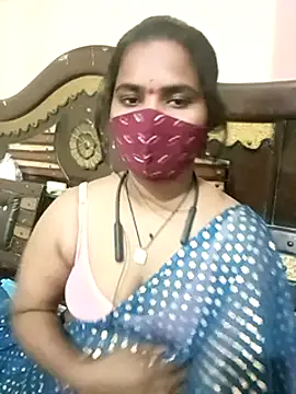 Snapshot of anitha906 chatting on 6, 1, 2025 anitha906 online show from 6, 1, 2025