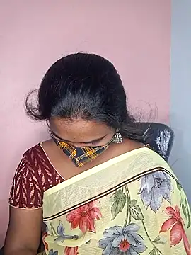 Snapshot of anitha906 chatting on 2, 10, 2025 anitha906 online show from 2, 10, 2025