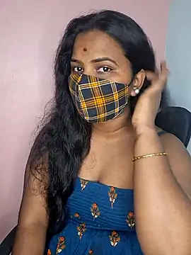 Snapshot of anitha906 chatting on 24, 10, 2025 anitha906 online show from 24, 10, 2025