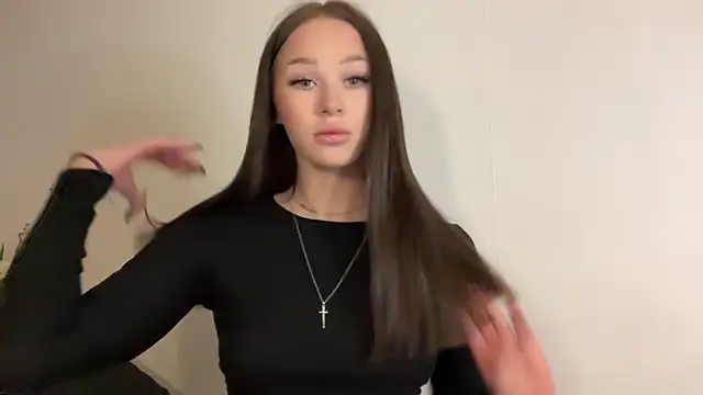 Snapshot of ur_molly chatting on 11, 3, 2026 ur molly online show from 11, 3, 2026