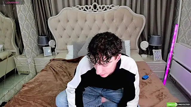 TrevorBenson online show from 21, 9, 2025