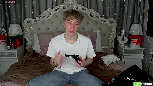 TrevorBenson online show from 5, 10, 2025