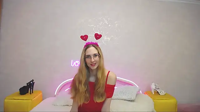 KlaryBrait online show from 14, 2, 2025