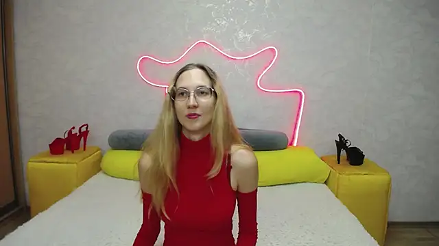 KlaryBrait online show from 10, 10, 2025