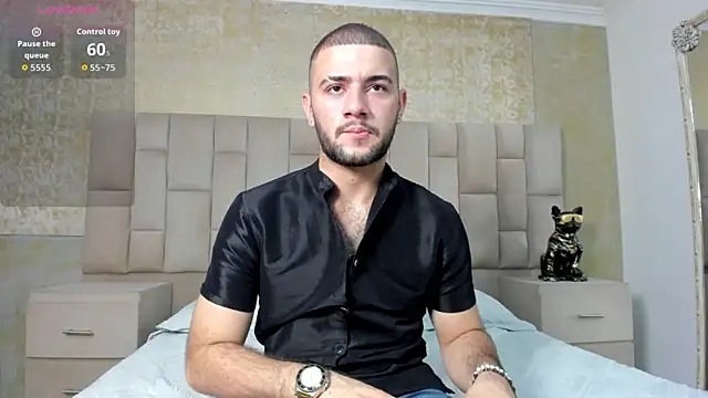 Snapshot of MaximusDick1_ chatting on 13, 10, 2025 MaximusDick1  online show from 13, 10, 2025