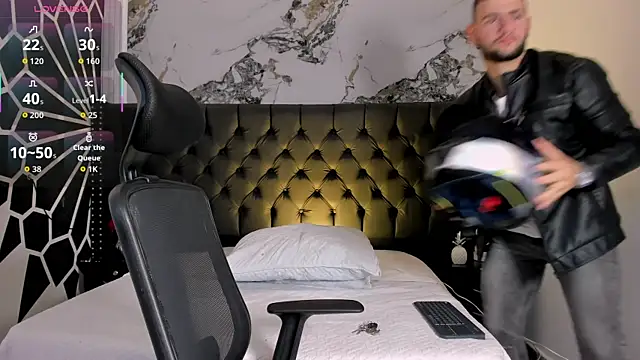 MaximusDick1  online show from 11, 6, 2026