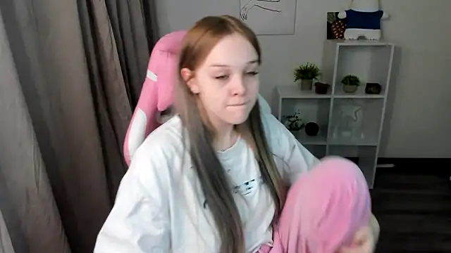 MaryShiotta online show from 15, 2, 2025