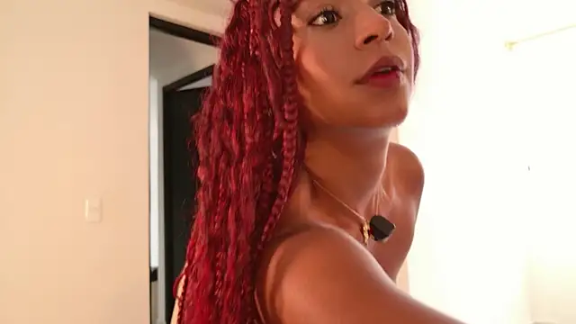 Lorena Vieira  online show from 17, 10, 2025