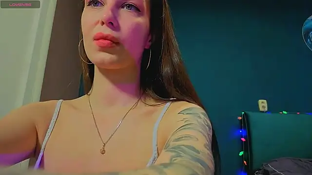 Snapshot of the_perfectgirl chatting on 10, 2, 2026 the perfectgirl online show from 10, 2, 2026