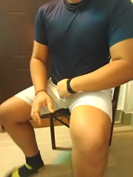 Snapshot of zon_zustin chatting on 24, 10, 2025 zon zustin online show from 24, 10, 2025