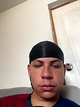 Snapshot of MasteredOpossum chatting on 7, 1, 2026 MasteredOpossum online show from 7, 1, 2026