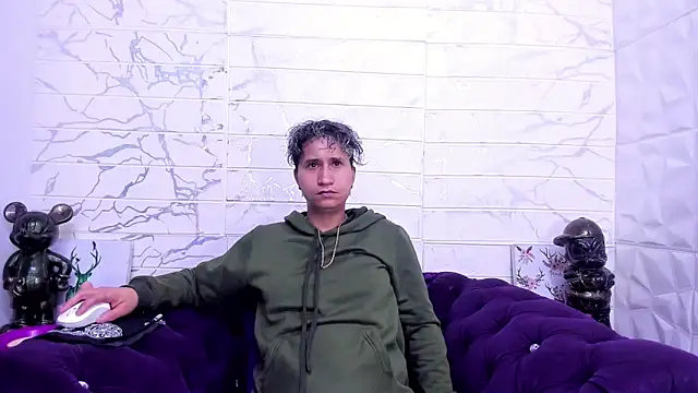 Im Milan Rs online show from 6, 2, 2025