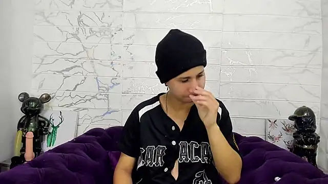 Im Milan Rs online show from 8, 2, 2025