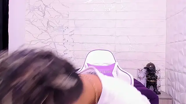 Im Milan Rs online show from 20, 2, 2025