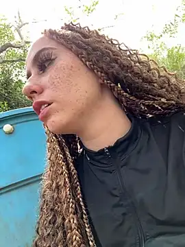 HannaSmiith online show from 3, 2, 2025