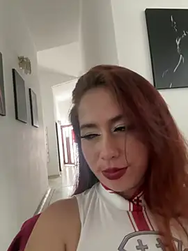 HannaSmiith online show from 17, 2, 2025