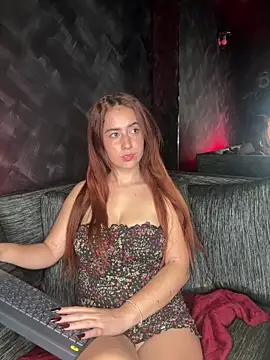 HannaSmiith online show from 4, 3, 2025