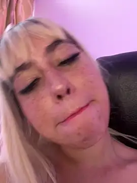 HannaSmiith online show from 10, 3, 2025