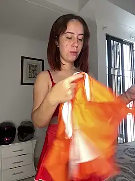 HannaSmiith online show from 1, 10, 2025