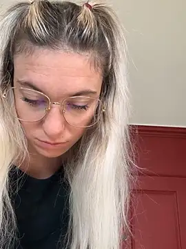 carlaaa online show from 14, 9, 2025