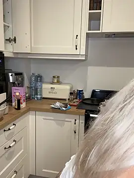 carlaaa online show from 14, 9, 2025