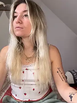 carlaaa online show from 19, 11, 2025