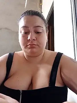 Snapshot of carola_hotwife chatting on 2, 10, 2025 carola hotwife online show from 2, 10, 2025