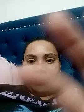 Snapshot of Alia_grey21 chatting on 1, 12, 2025 Alia grey21 online show from 1, 12, 2025