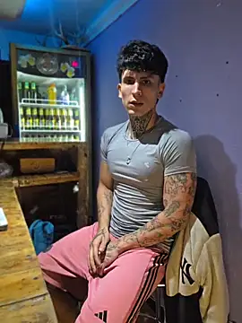 Snapshot of christangel_96_ chatting on 17, 4, 2026 christangel 96 online show from 17, 4, 2026