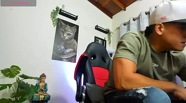 Snapshot of MattMeness chatting on 4, 1, 2025 MattMeness online show from 4, 1, 2025